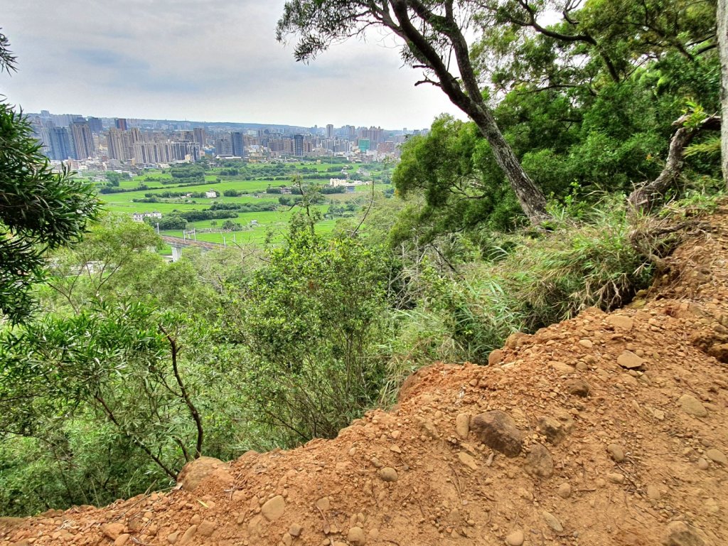 苗栗北坑山，東洗水山，二本松山，司馬限林道，犁頭山，吧哩國山，文山古道，打牛崎古道，四寮溪生態步道_1701076