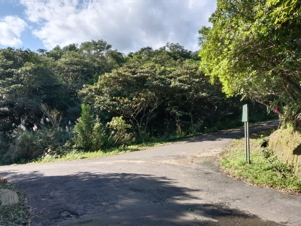 基隆市/萬里區界寮縱走之三界山+三界山西峰+開眼尖山+七分寮山+瑪七產道山泉水接水亭_2979609