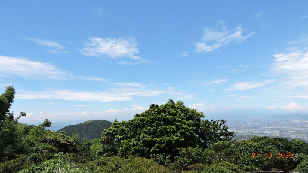 就是喜歡這個藍天白雲的FU_1028283