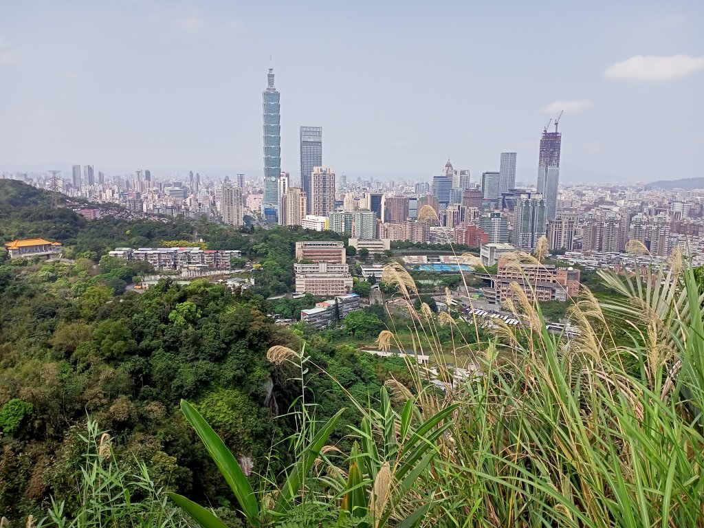 瀟灑悠遊四獸山連走步道_1307587