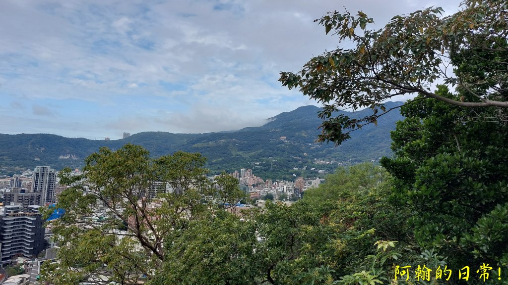 丹鳳山、軍艦岩、唭哩岸連峰 縱走_2687748