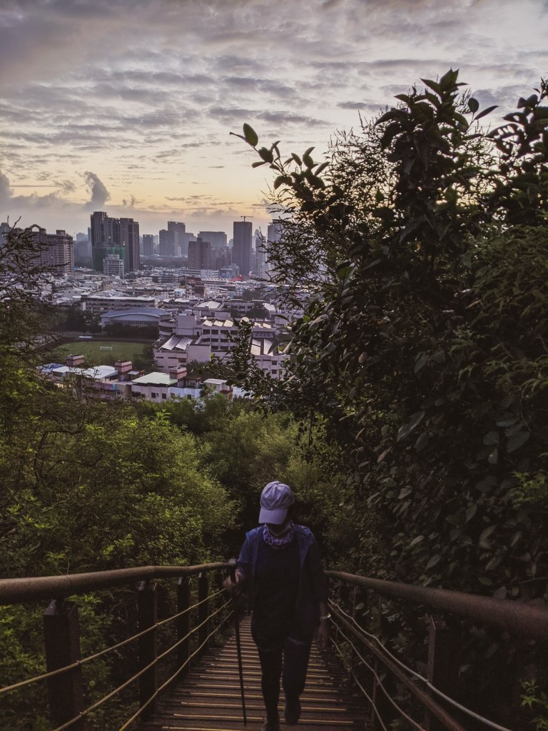 【早安高雄】南北壽山(柴山)O行 - 港都天際線_1491307