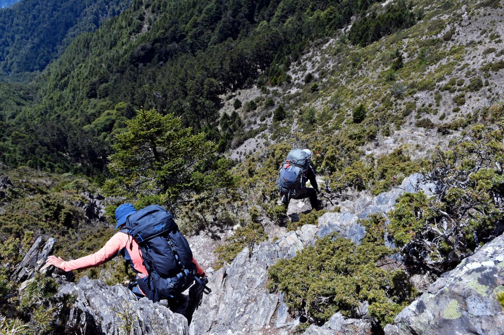 干卓萬群峰下武界_957780