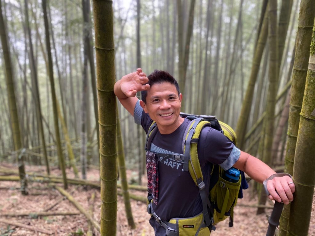 溪頭鳳凰山【過關斬將 登上山巔變鳳凰】_1168893