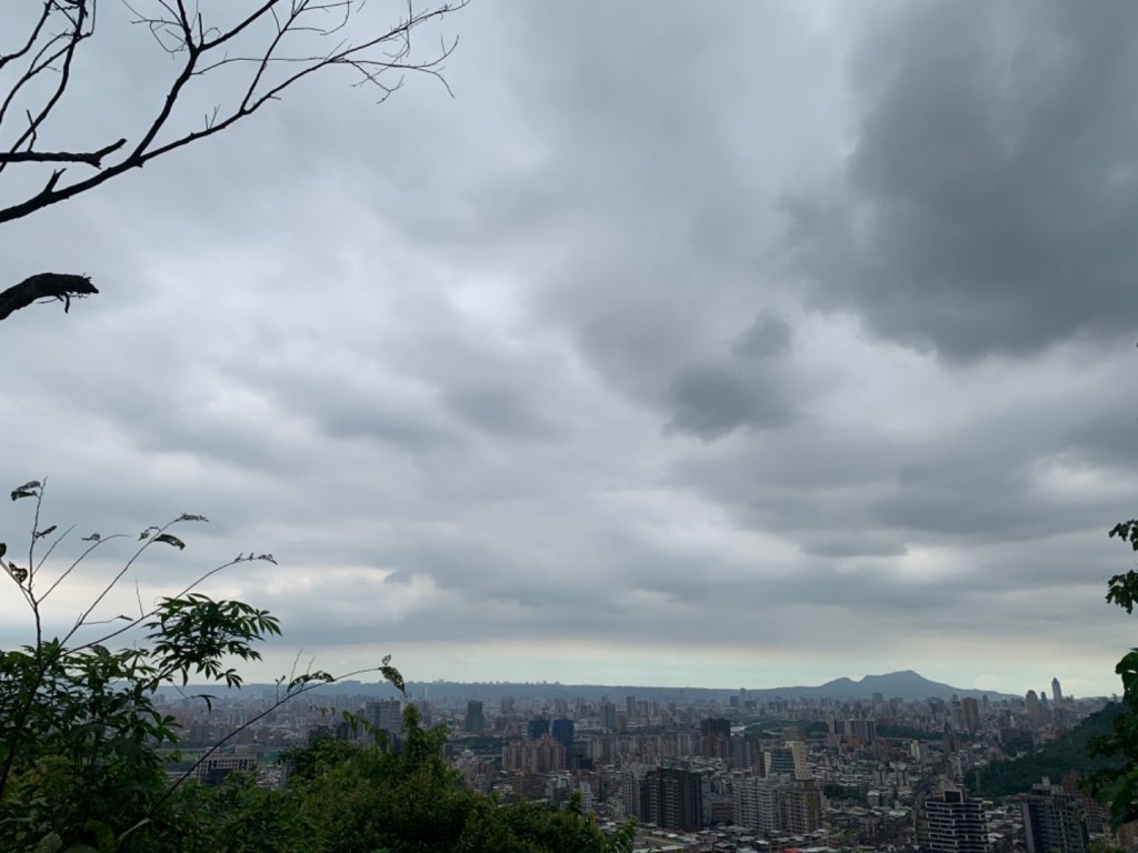 仙跡岩步道封面圖