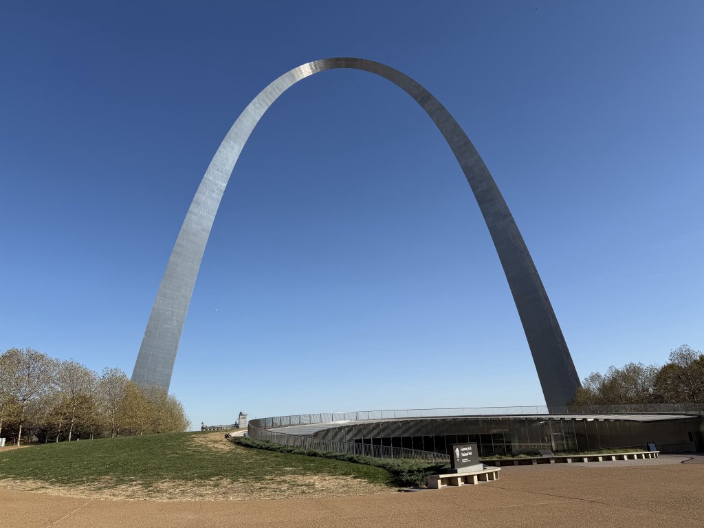 [紐約馬之行-53] 2025_1112 聖路易斯拱門封面圖