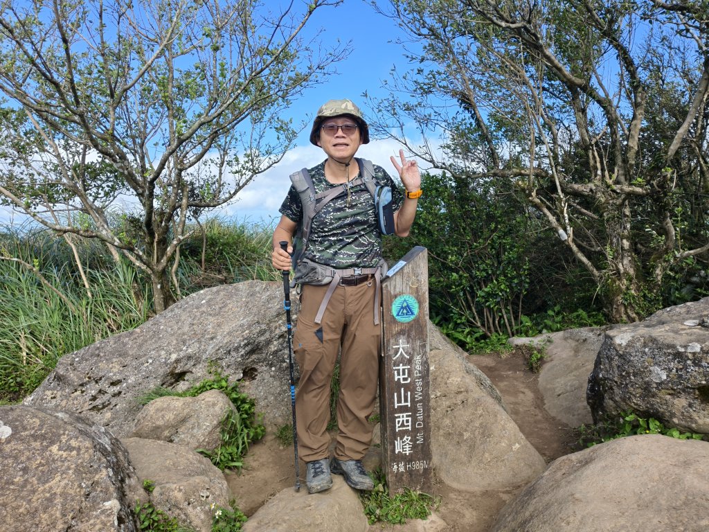 [百山百鳥尋旅-11/15] 2025_0927 大屯主峰-連峰步道_大屯山西峰封面圖
