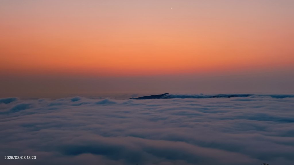 #馬那邦山 #夕陽 #雲海 #雲浪 3/8_2730402