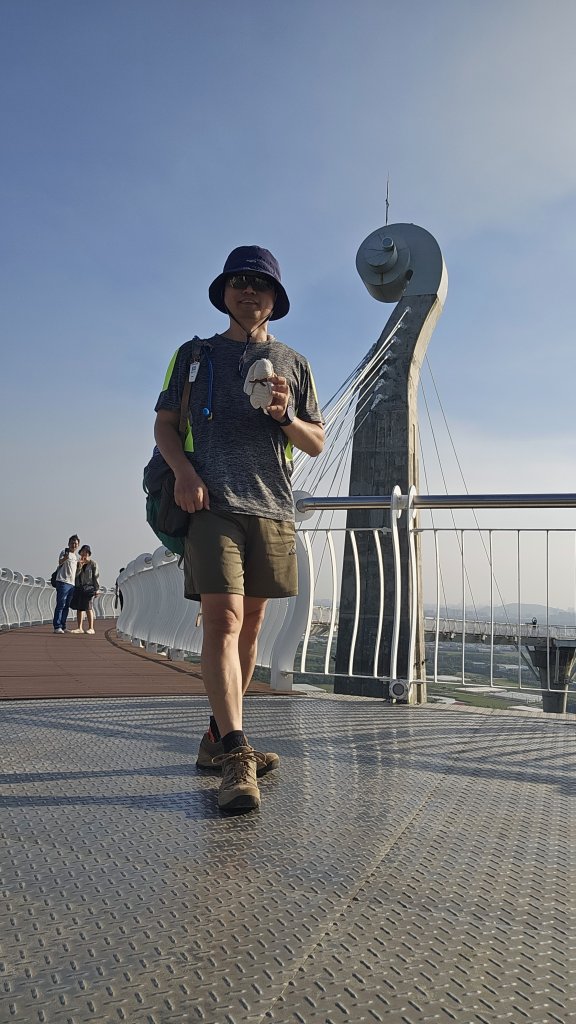 241102-小崗山+崗山之眼+彩虹嶺（皇帝椅）。美美兔閒來無事走一大圈9K。_2643270