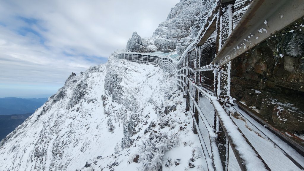 阿興阿賢~-13度的生日雪攀玉山_2706532