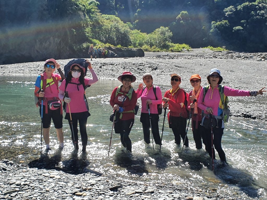 武界一線天&摩摩納爾瀑布_1775798