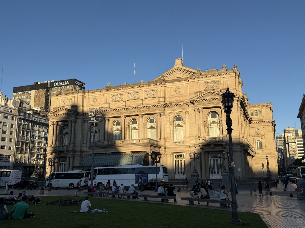 [紐約馬之行-61] 2025_1114 哥倫布劇院封面圖