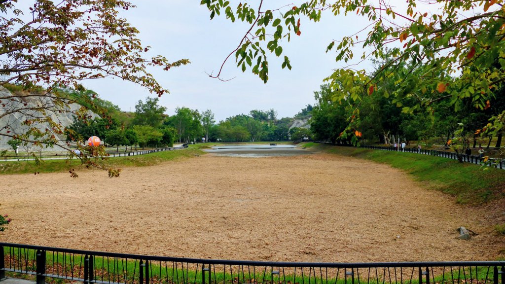 田寮月世界_2954554