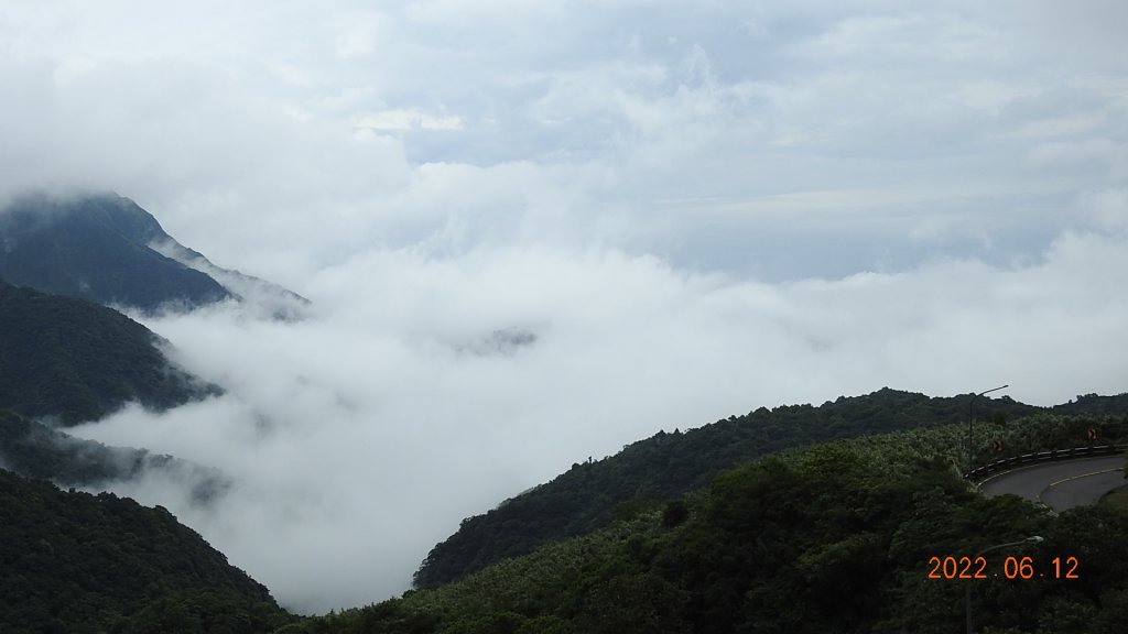 前天摔車受傷也要衝?! 陽明山雲海&天空之城&雲海中觀音_1733487