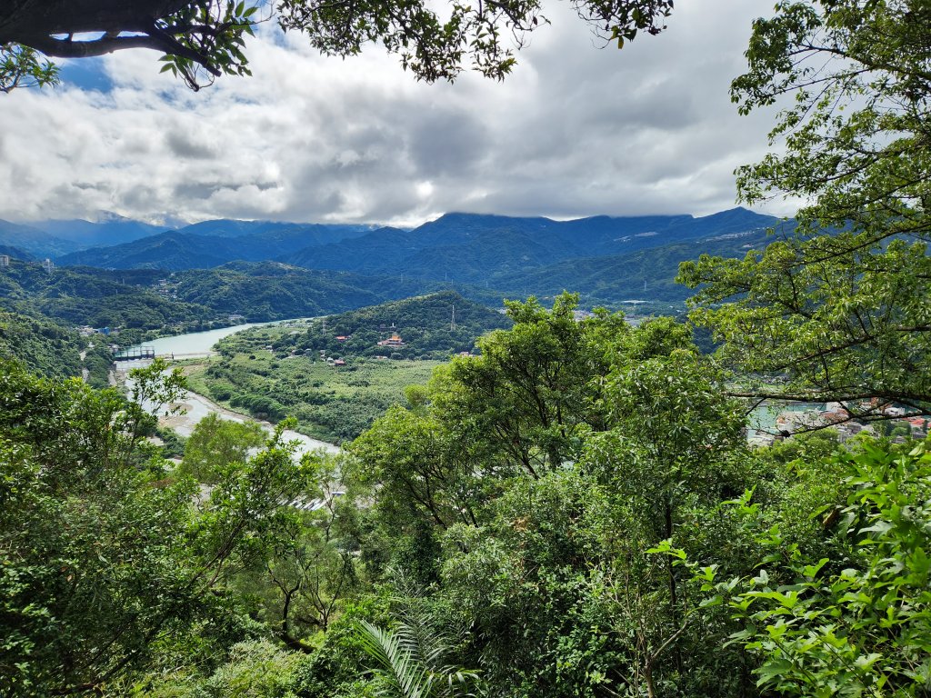 20231203 新店小獅山，待老坑山，員潭子坑山，銀河洞，和美山，碧潭_2366836