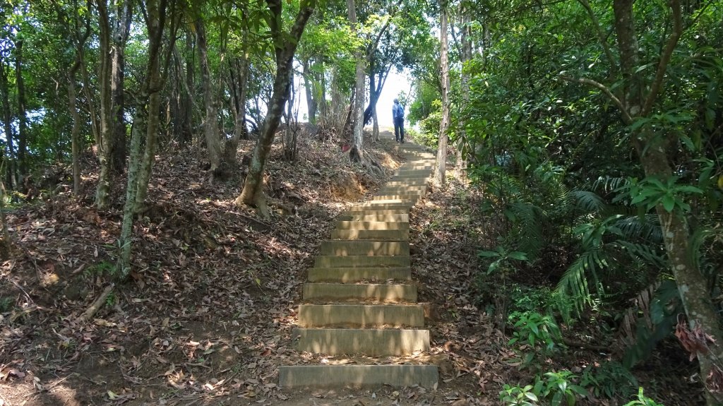 金龍湖到內湖石崁_2112438