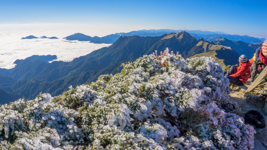 奇萊主北封面圖