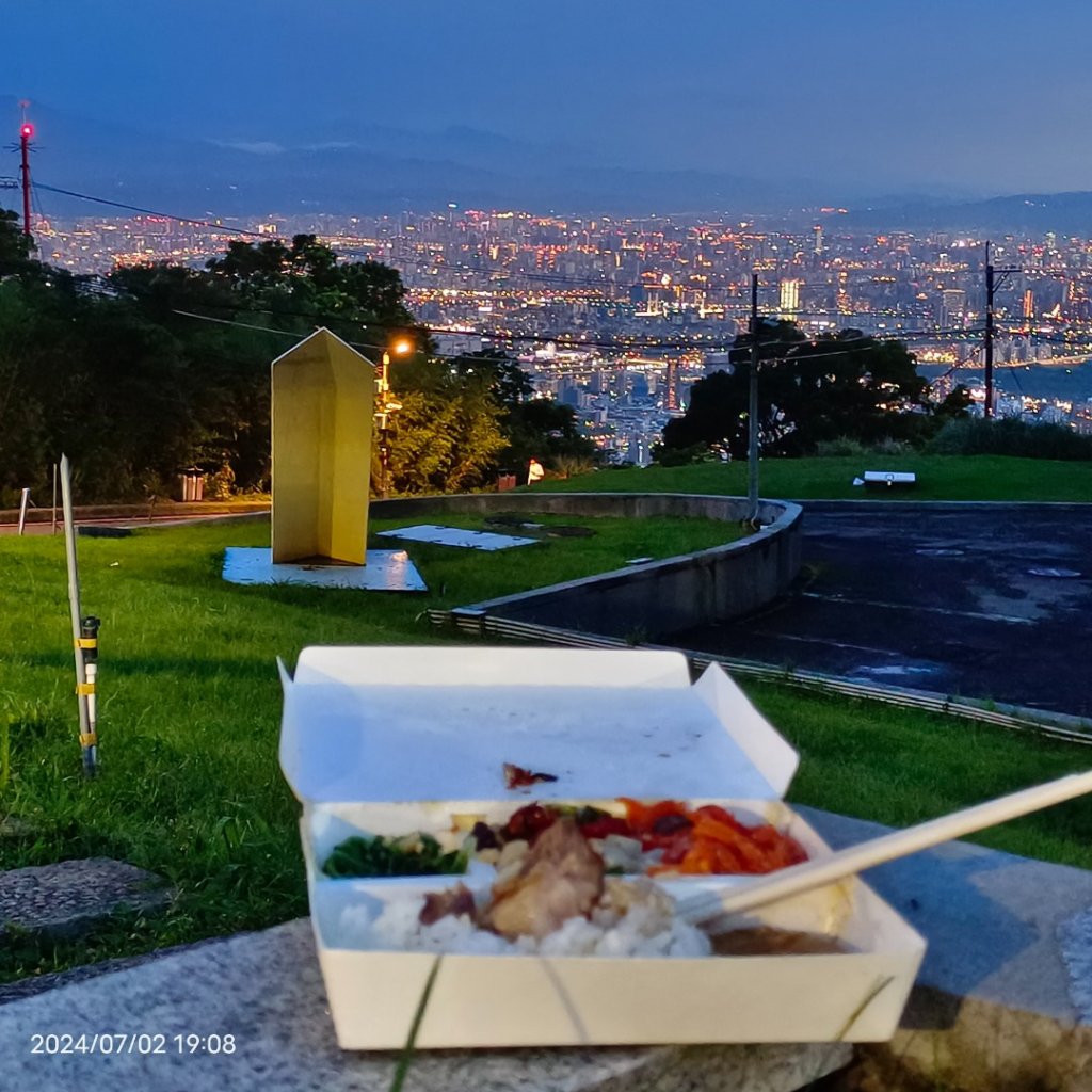 天龍國阿伯的日常-雲山水花鳥蝶 6/23_2540892