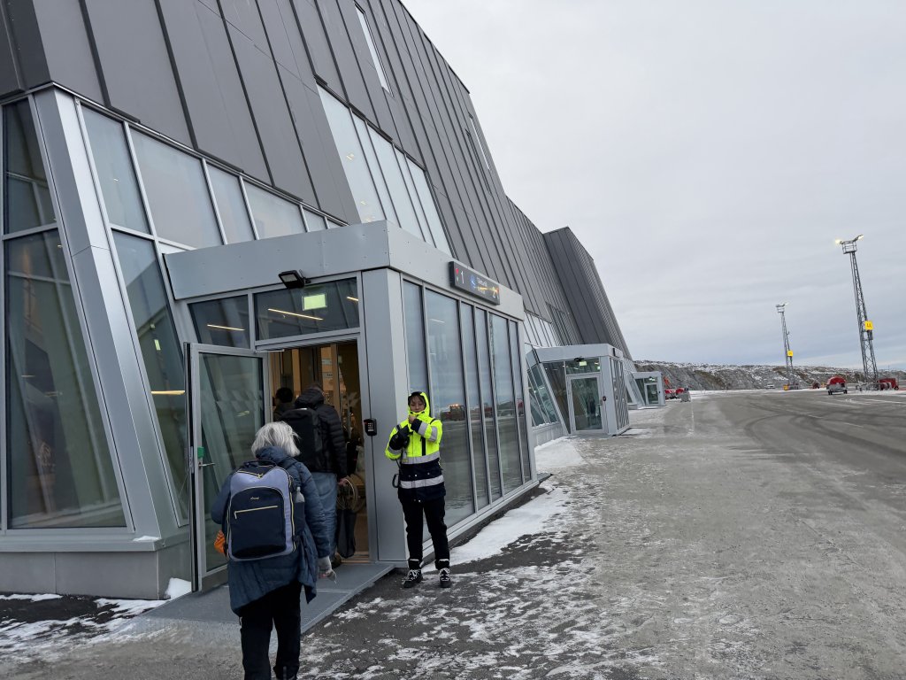 [紐約馬之行-24] 2025_1105 飛往格陵蘭_2947011