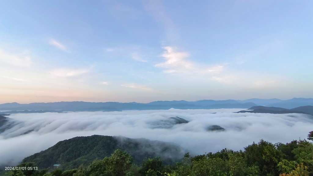 石碇趴趴走追雲趣 - 夜景 #琉璃光雲海流瀑 & 曙光火燒雲 & 藍天 #雲海流瀑 7/1&10_2539159