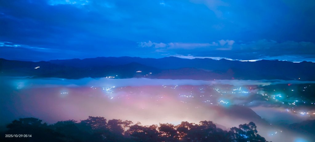 跟著雲海達人山友追雲趣 #雲洞山莊 #曙光 #日出 #雲海 10/29 & 超級月亮11/5_2926171