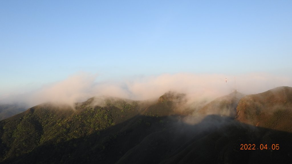 山中何所有，嶺上多白雲。 只可自怡悅，不堪持贈君。4/5陽明山再見雲瀑&觀音圈_1663203
