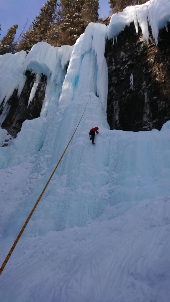Ice climbing in canada banff_525249