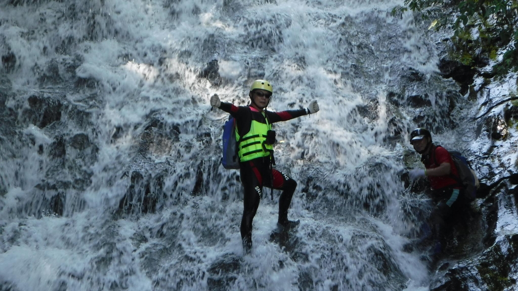平溪線旁的山水秘境-灰窯溪溯溪_53373