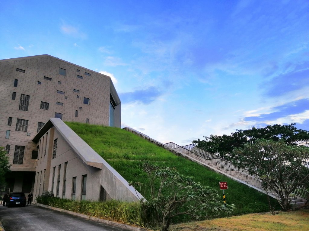 台東~遇見美校園。台東大學圖書館知本校區_998052