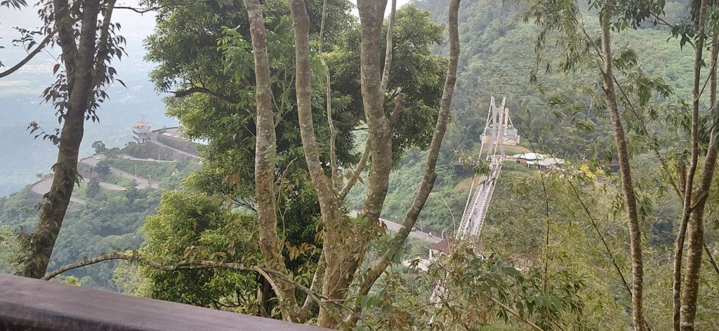 太平雲梯+雲之南道.嘉義梅山封面圖