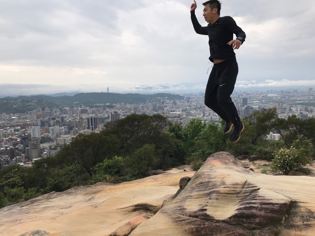 石牌軍艦岩探險_906378