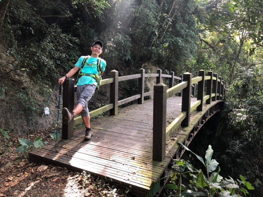 暢遊南臺灣秘境之龍麟山.牛埔農塘.台南水道遊記_485035