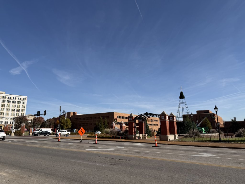 [紐約馬之行-52] 2025_1112 聖路易斯大學_2953360