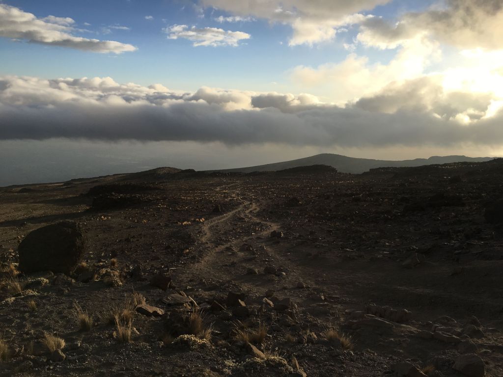 非洲最高峰吉力馬札羅山攻頂紀實_235736