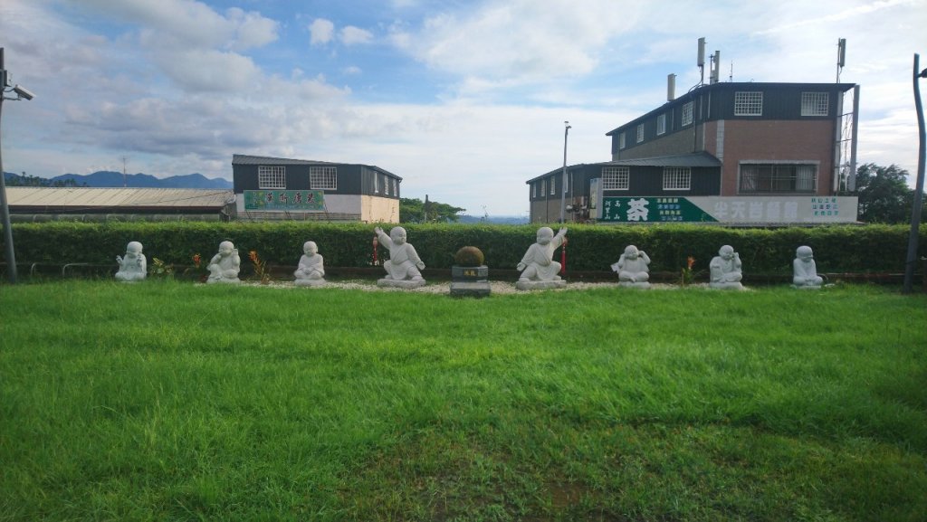 階梯多到不行又濕滑的大湖尖山_1733758
