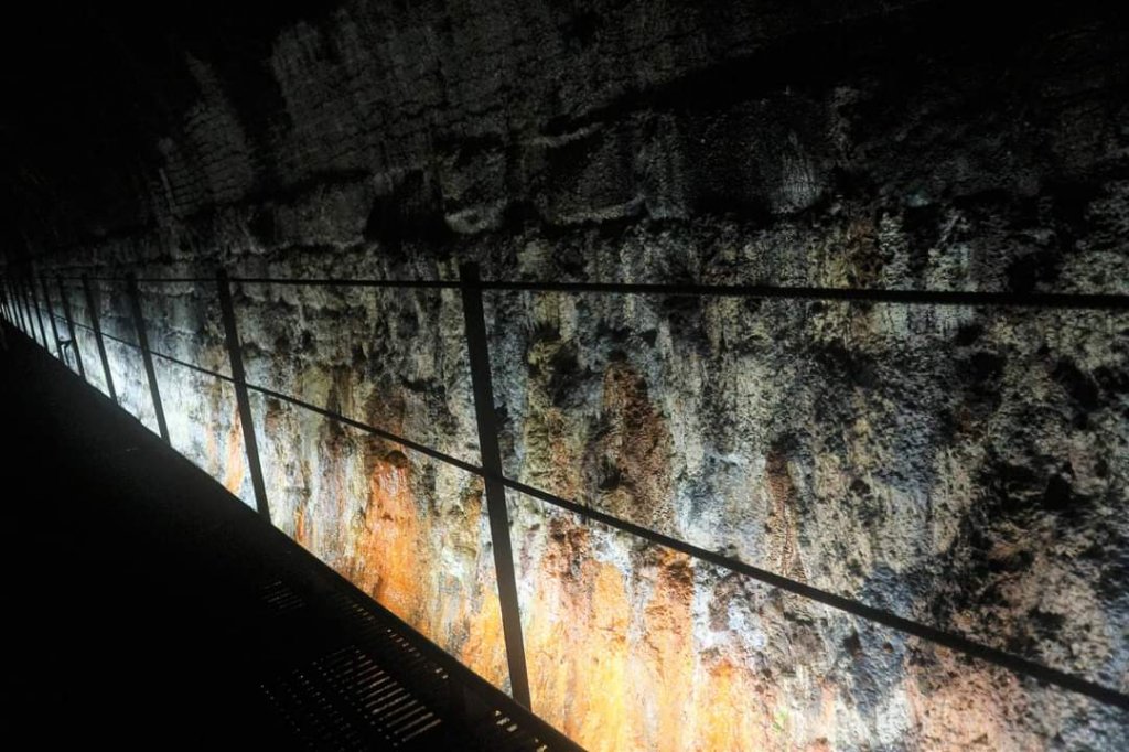 〔雙溪〕三貂嶺生態友善隧道 蝙蝠＆鐘乳石 。尪子崙坑 礦務課NO.278基石_2247635