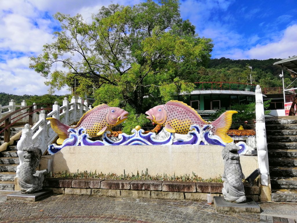【南投。埔里】湖光山色。 鯉魚潭風景區_852435