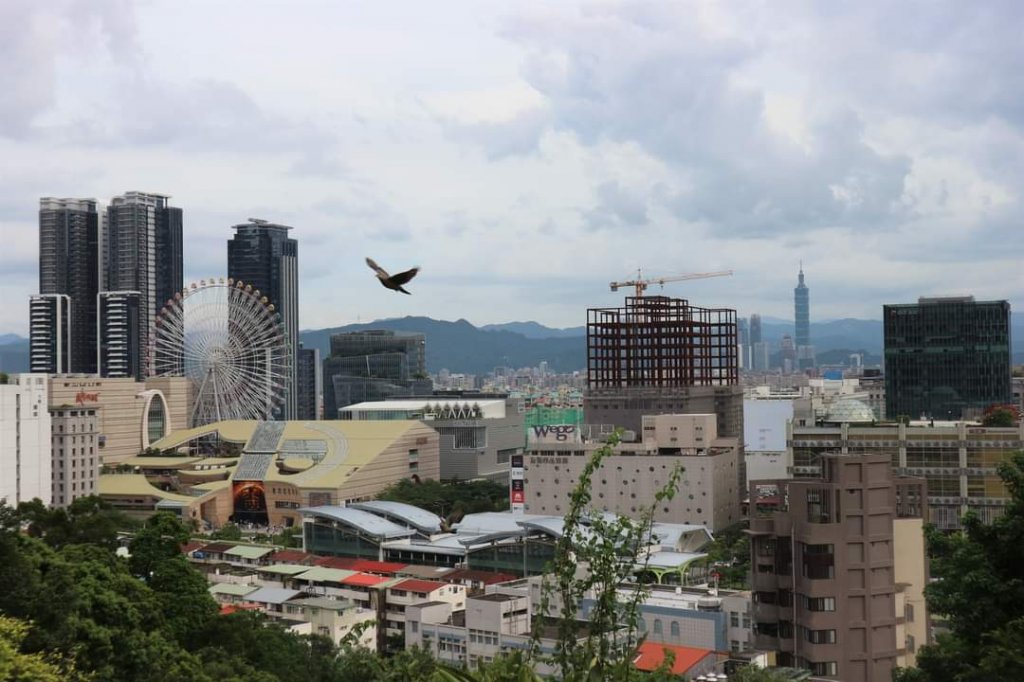 〔內湖〕文間山，劍南蝶園，劍潭古寺，婆婆橋 鄭成功廟步道_2249176