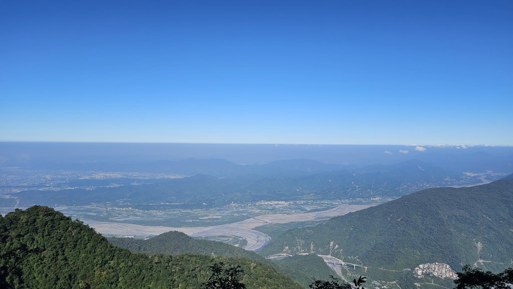 【尾寮山靜修日：一人一山，一念清明，山無語，我自省】🌿_2937947