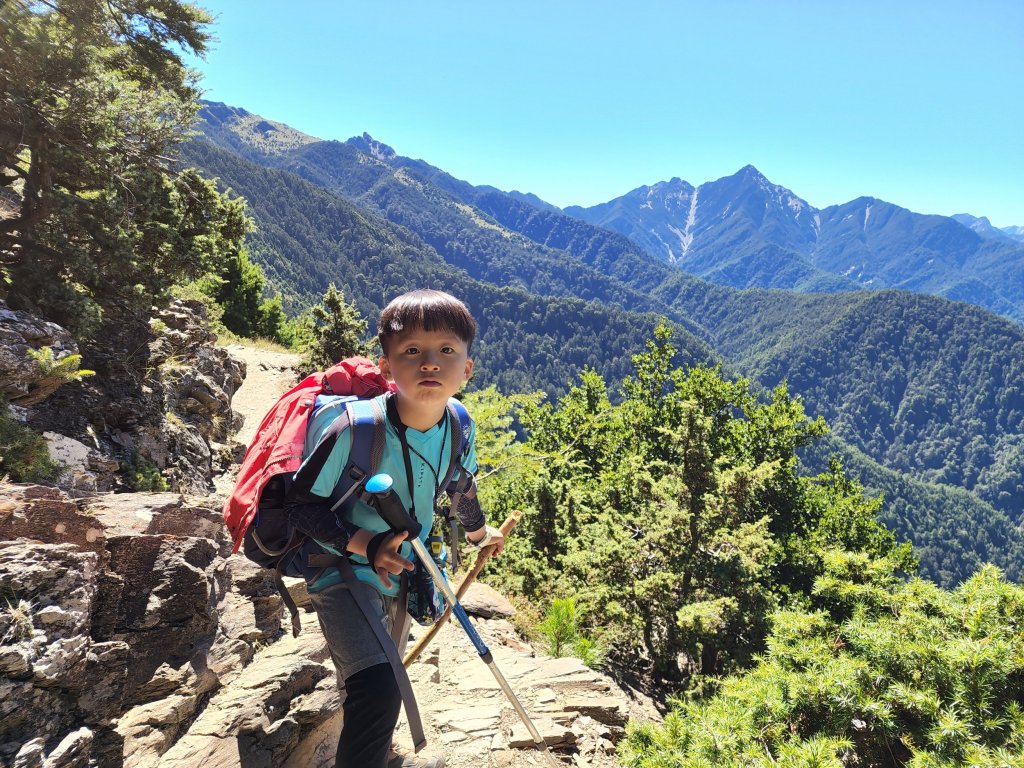 南湖帝王群峰朝聖之旅~東北季風亂入，缺尖哥的北一段_1873695