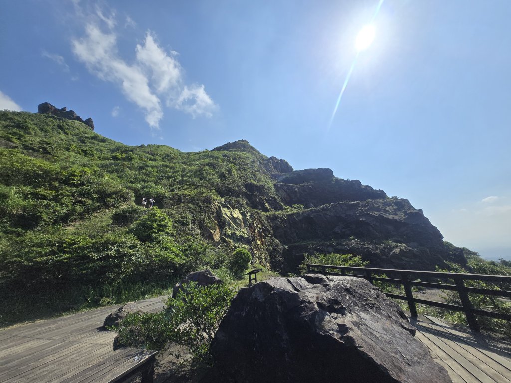 無耳茶壺山封面圖