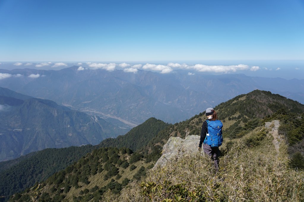 開車帶給我的樂趣不亞於爬山的旅程 郡大山_850630