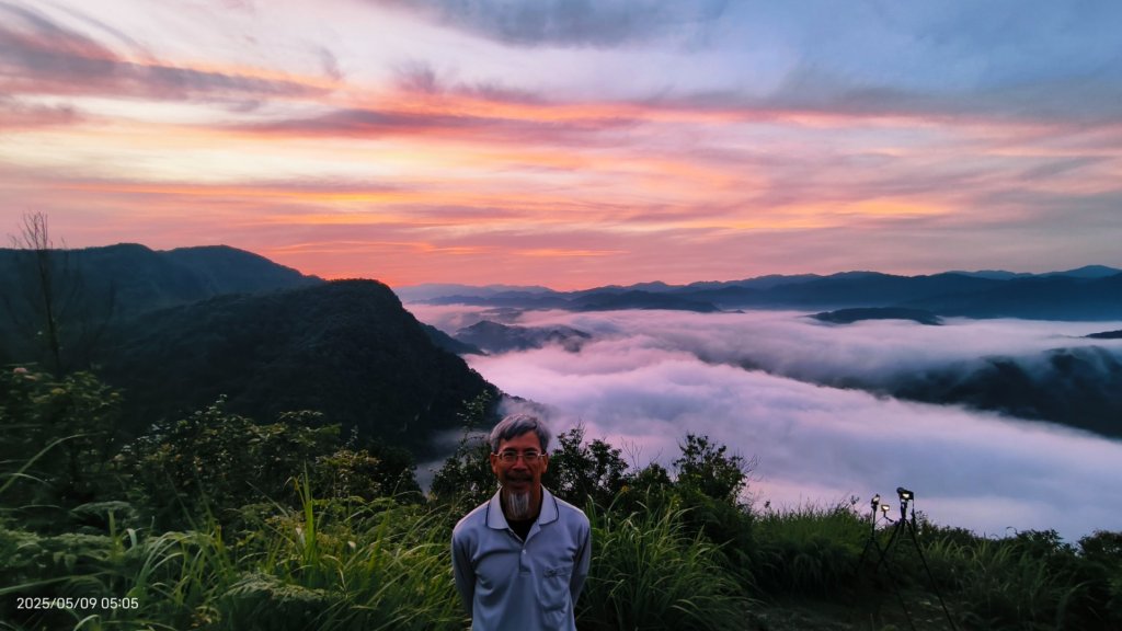 跟著雲海達人山友追雲趣 #琉璃光雲海 #火燒雲雲海 5/9_2783022