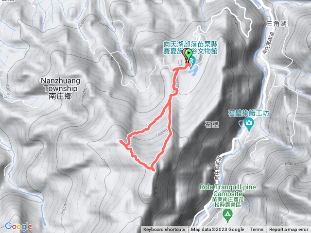 光天高山上向天湖山下
