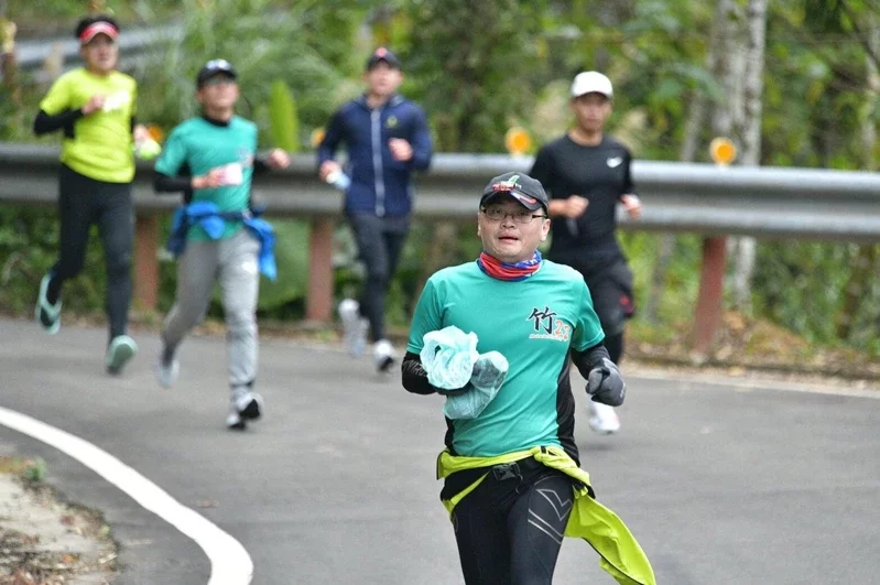 【賽事】戀戀桐花路跑 4 月將登場 百名跑者試跑邊淨山