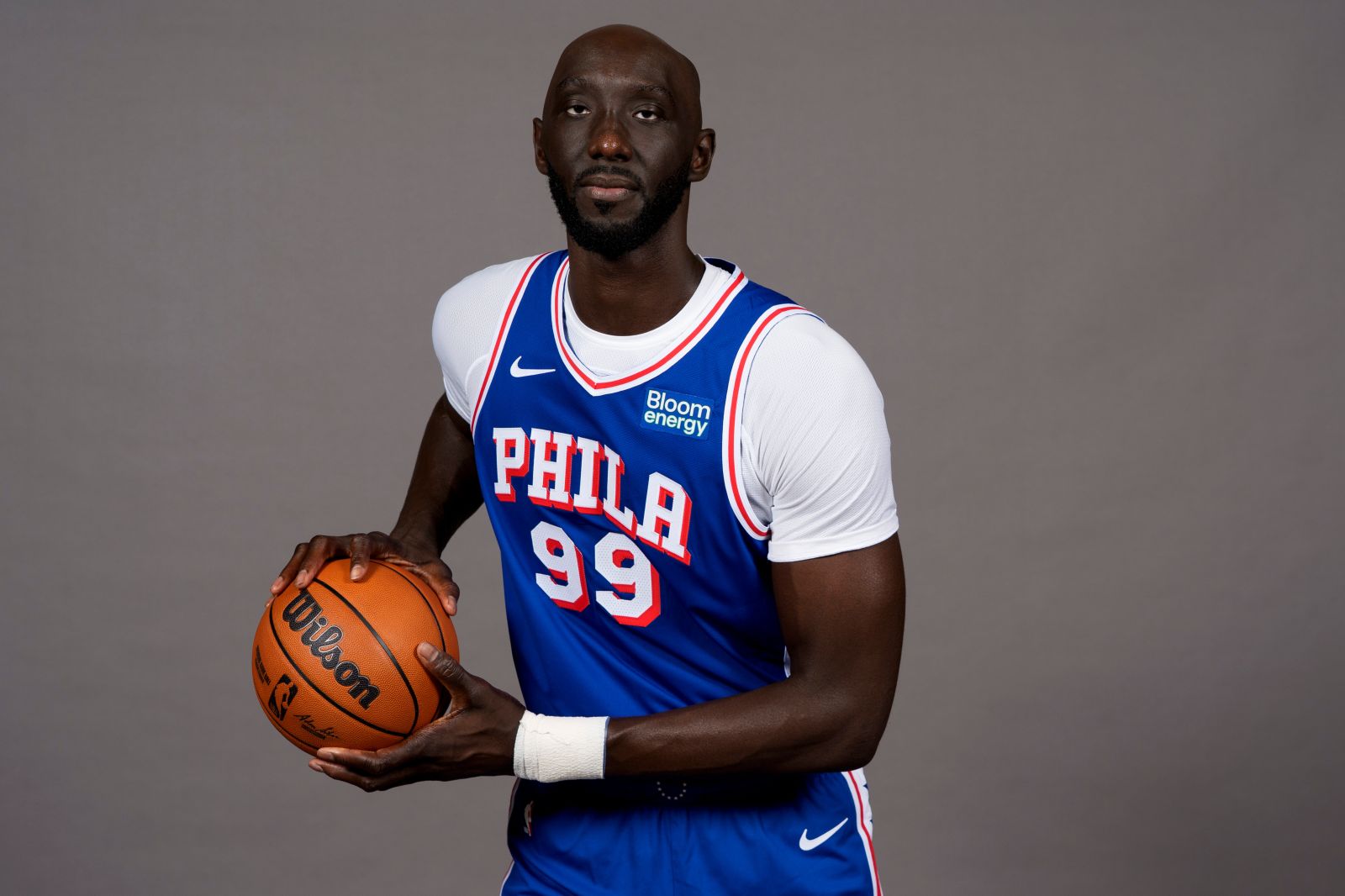 填補新賽季禁區戰力！76人將雙向合約最後一個名額留給Tacko Fall