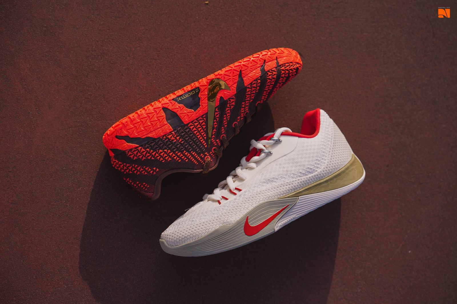 【球鞋開箱】Nike推出「馬年限定配色」籃球鞋！鞋盒、鞋袋一應俱全