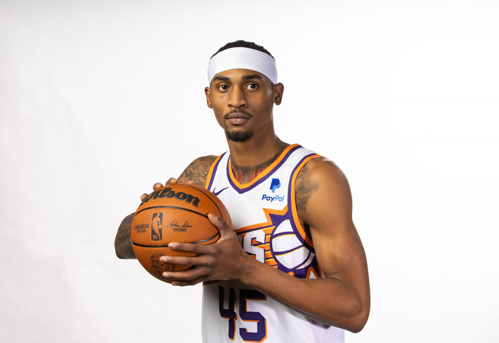 NBA/ 太陽將Keon Johnson裁掉 球隊名單目前剩下15人 | 籃球筆記