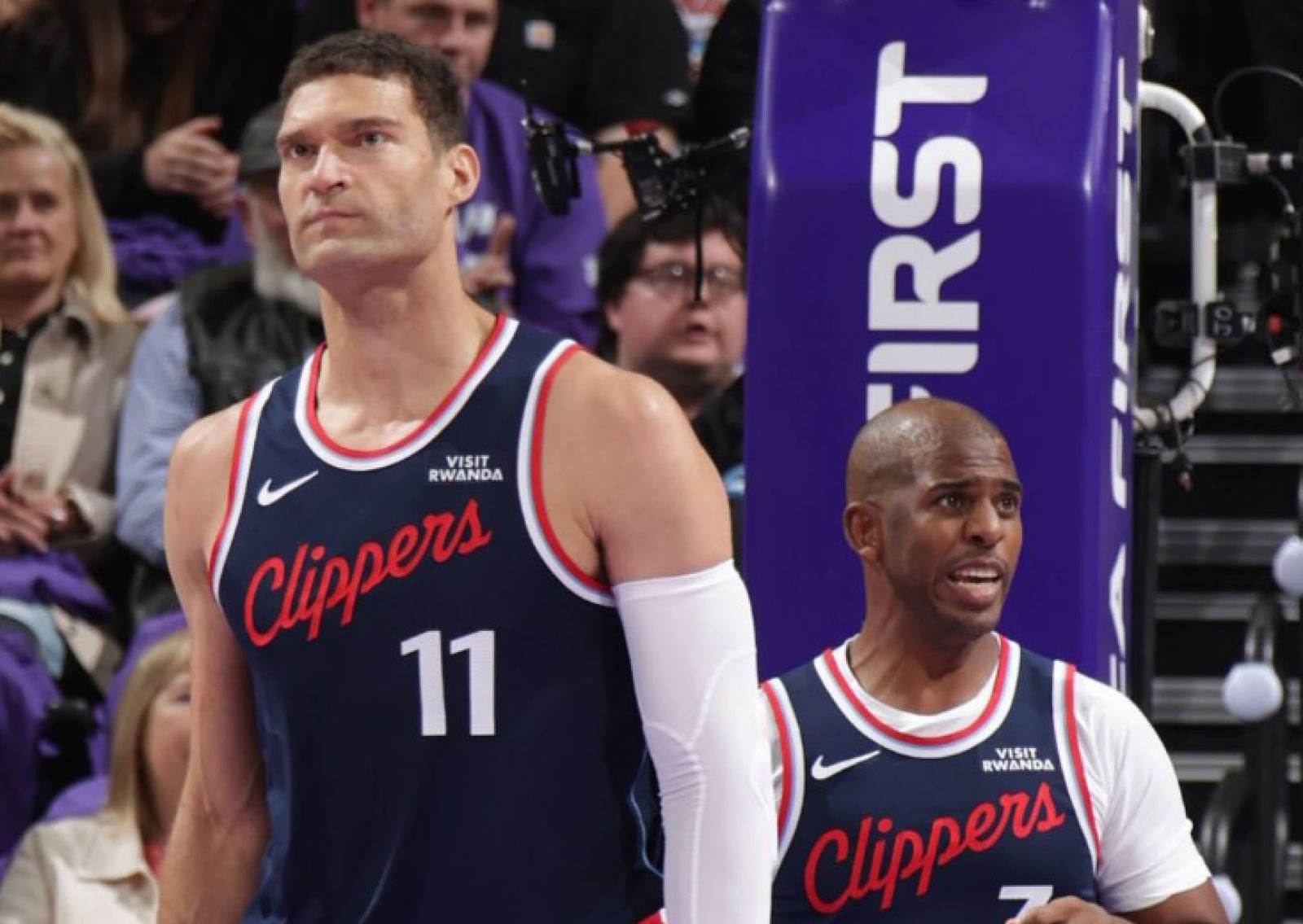 被告知「要回家」後 Chris Paul曾請Brook Lopez幫自己爭取留隊機會