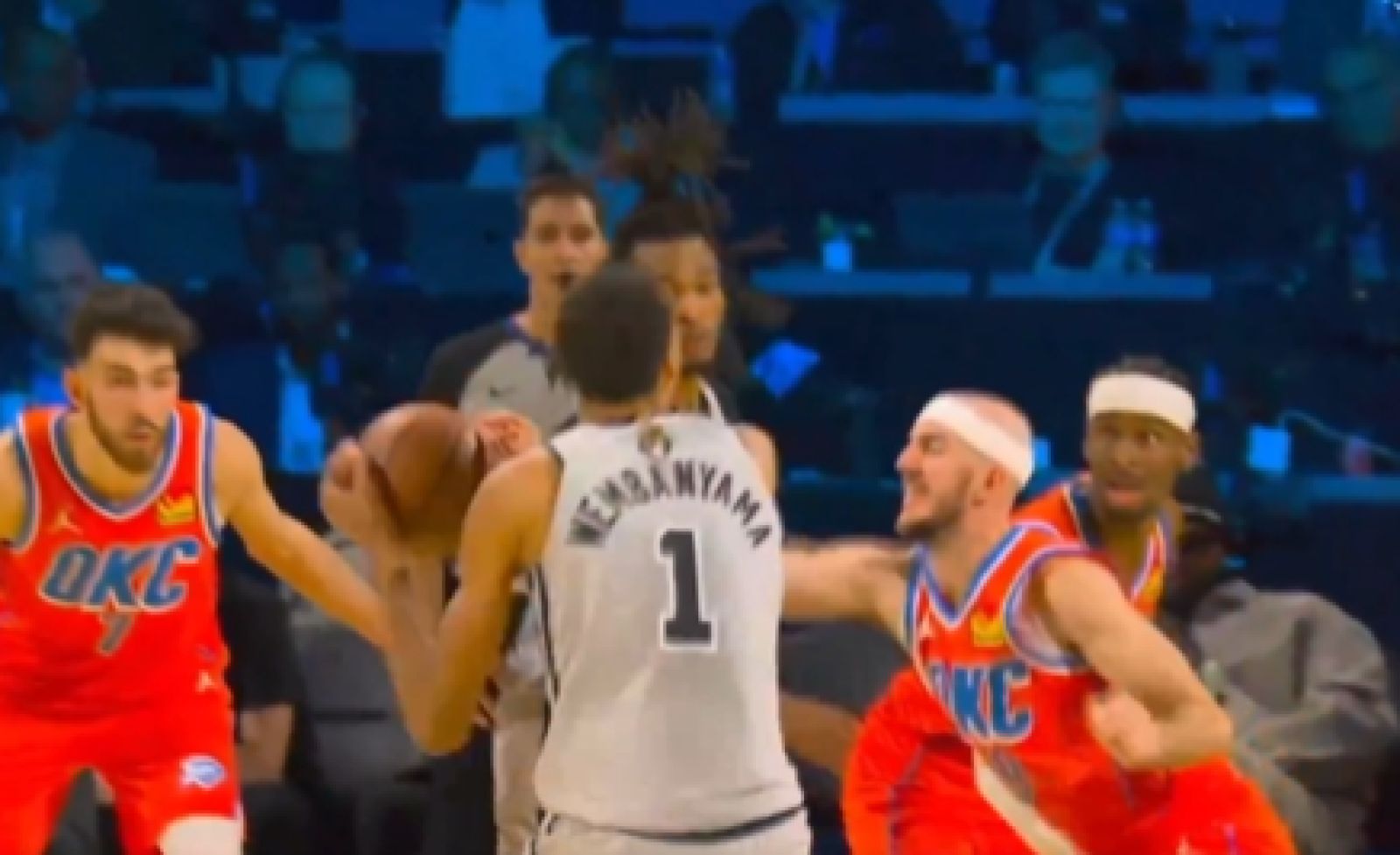 【影片】網稱Caruso防守斑馬跳投犯了四次規 本人回嗆：沒辦法跟不懂球的人討論籃球